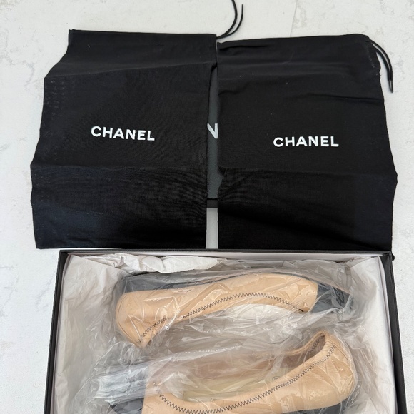 COPY - Chanel CC Logo Cap Toe Ballet Flat 36.5 - Picture 4 of 6
